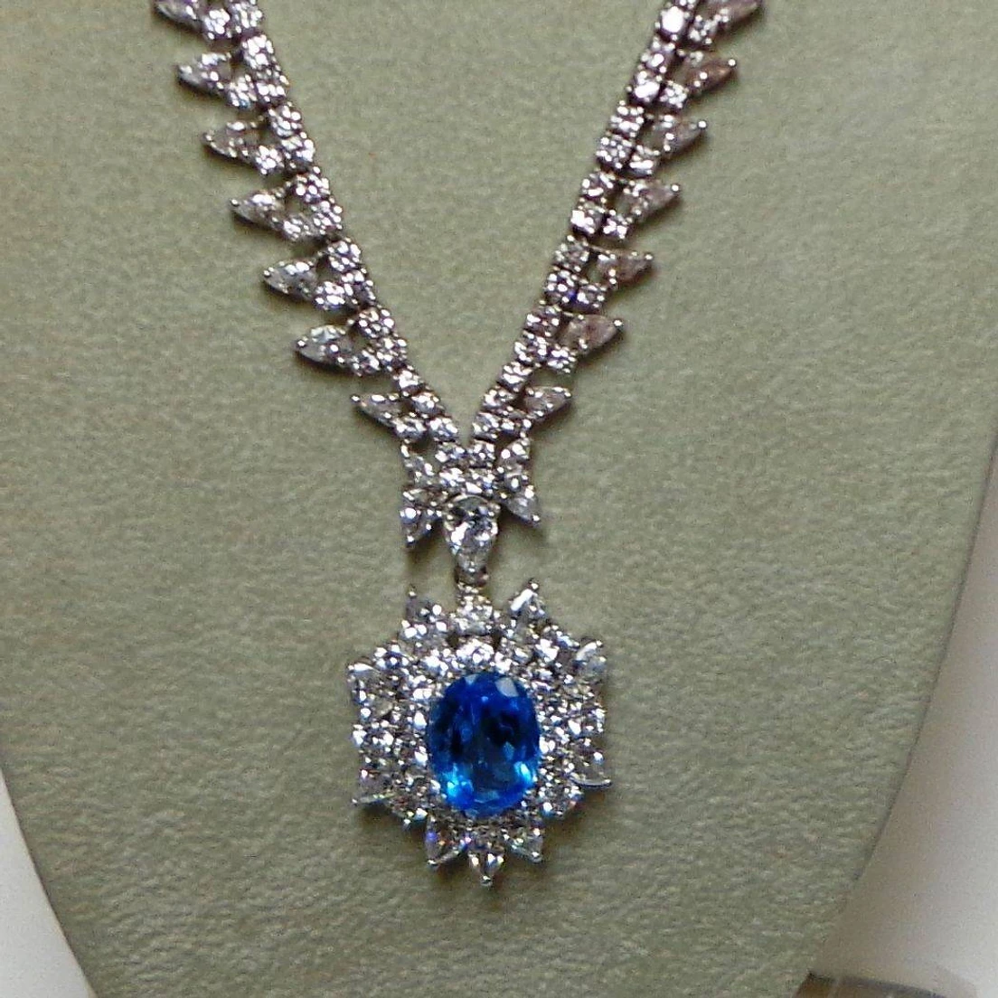 Custom Bespoke Jewelry Design